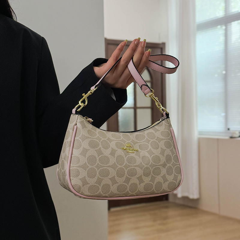 Элегантная кожаная сумка-тоут  – обзор и цена Luxury Lifestyle Fashion
