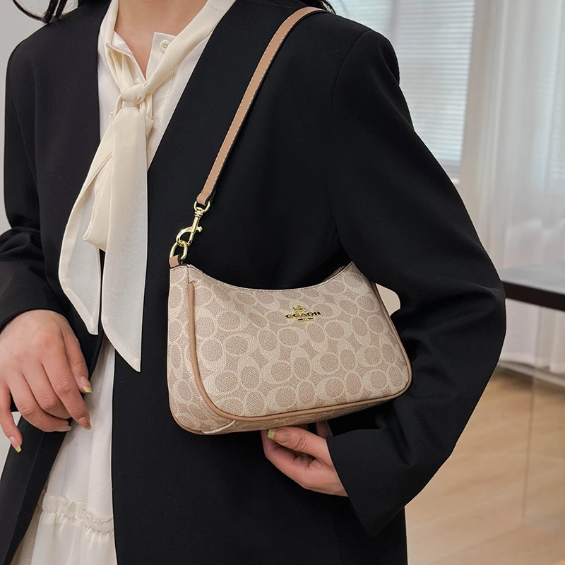 Элегантная кожаная сумка-тоут  – обзор и цена Luxury Lifestyle Fashion